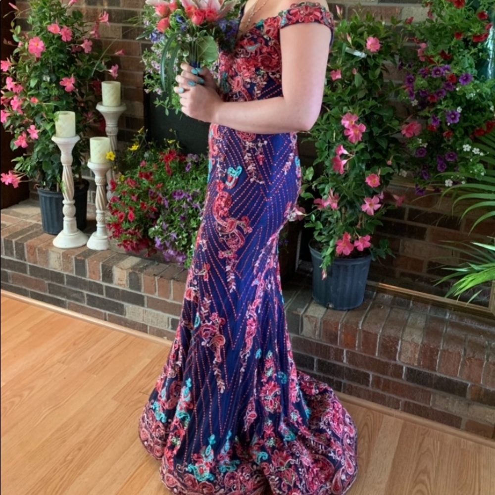 Ellie Wilde prom dress